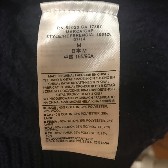 GAP Navy Cable Knit Sweater - Picture 6 of 6